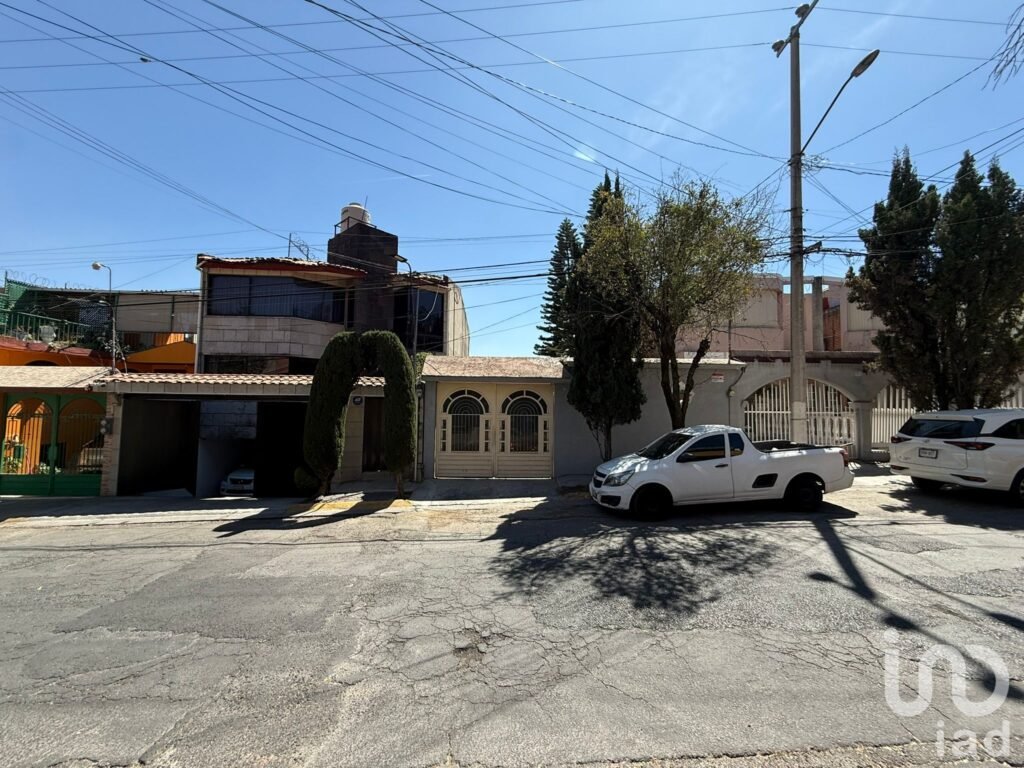 TERRENO EN VENTA EN VALLE DORADO, TLALEPANTLA