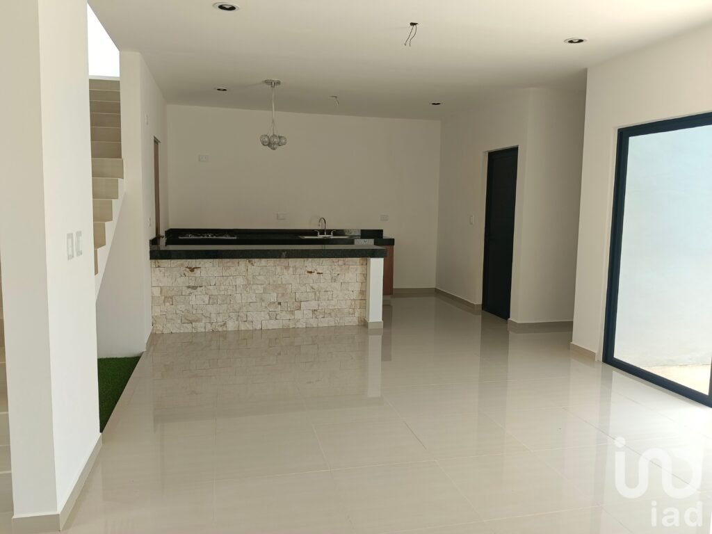 Casa en venta, en privada al Norte de Mérida, Yucatán.