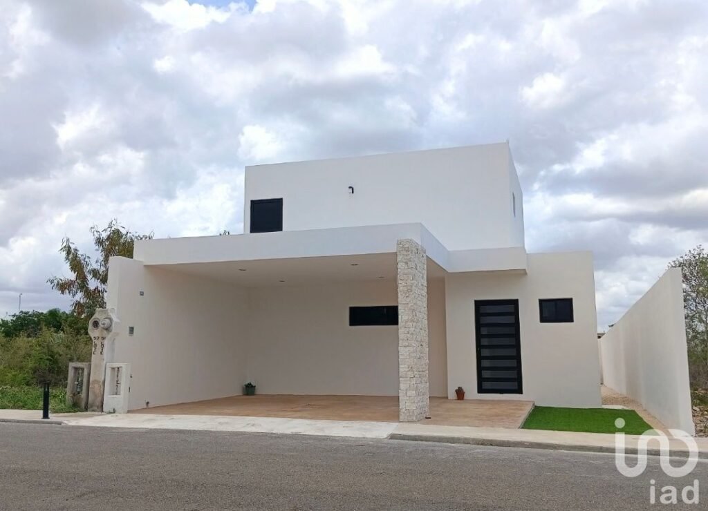 Casa en venta, en privada al Norte de Mérida, Yucatán.