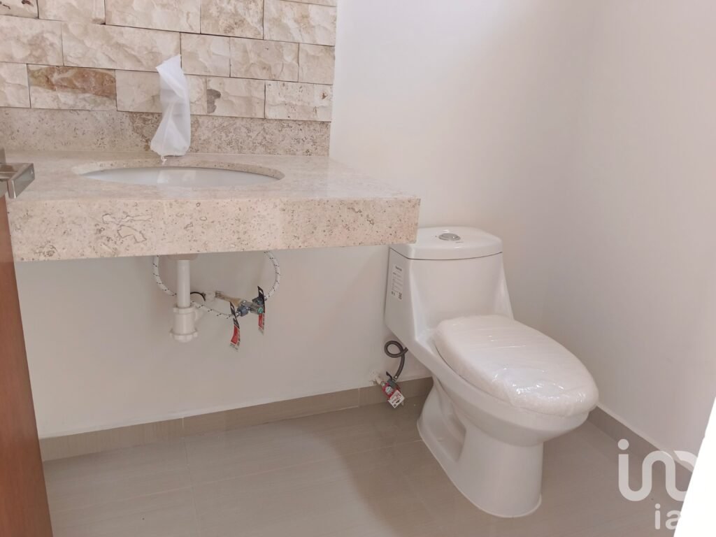 Casa en venta, en privada al Norte de Mérida, Yucatán.