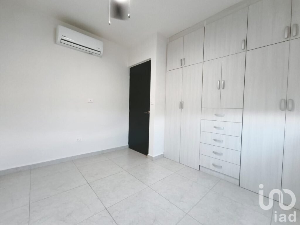 Venta Casa equipada en Toscana Residencial, Dominio Cumbres