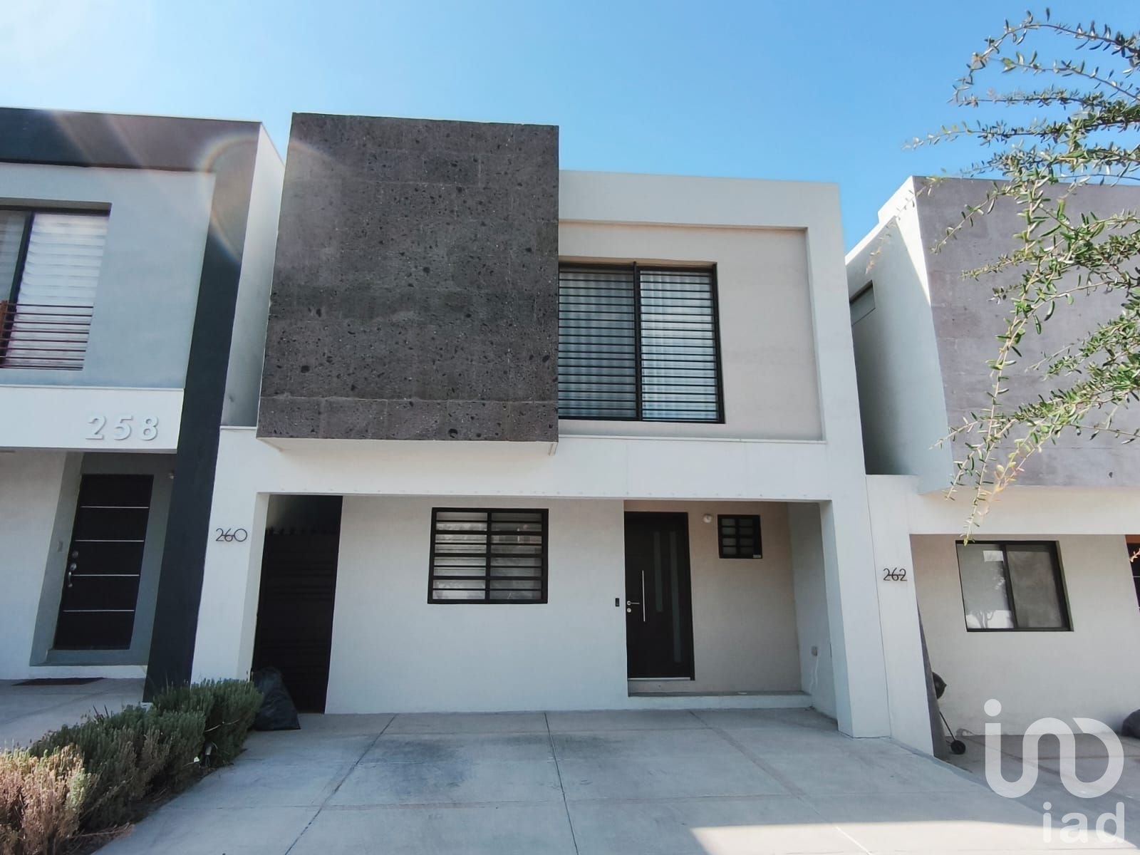Venta Casa equipada en Toscana Residencial, Dominio Cumbres