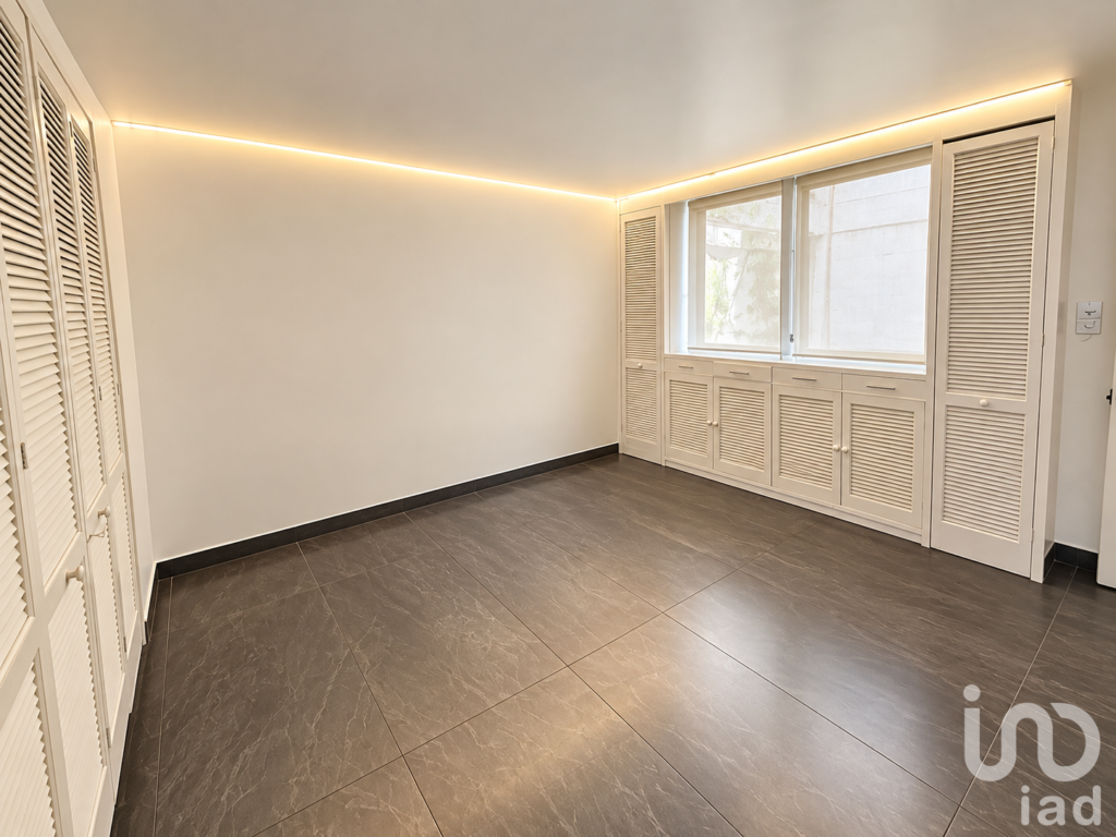 Departamento en renta en Lomas de Chapultepec | 330 m², 3 recámaras y 2 estacionamientos
