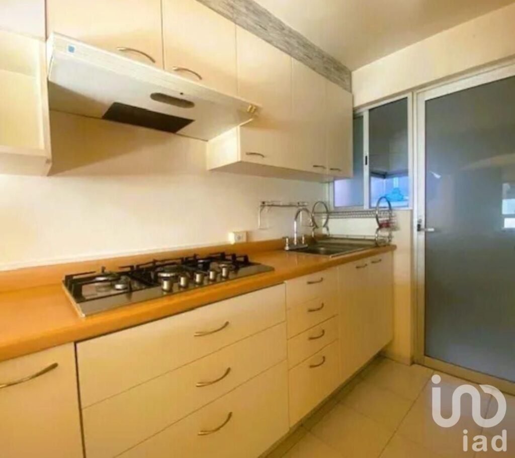 DEPARTAMENTO DE 3 RECÁMRAS EN VENTA EN PLANTA BAJA, CONDESA CDMX