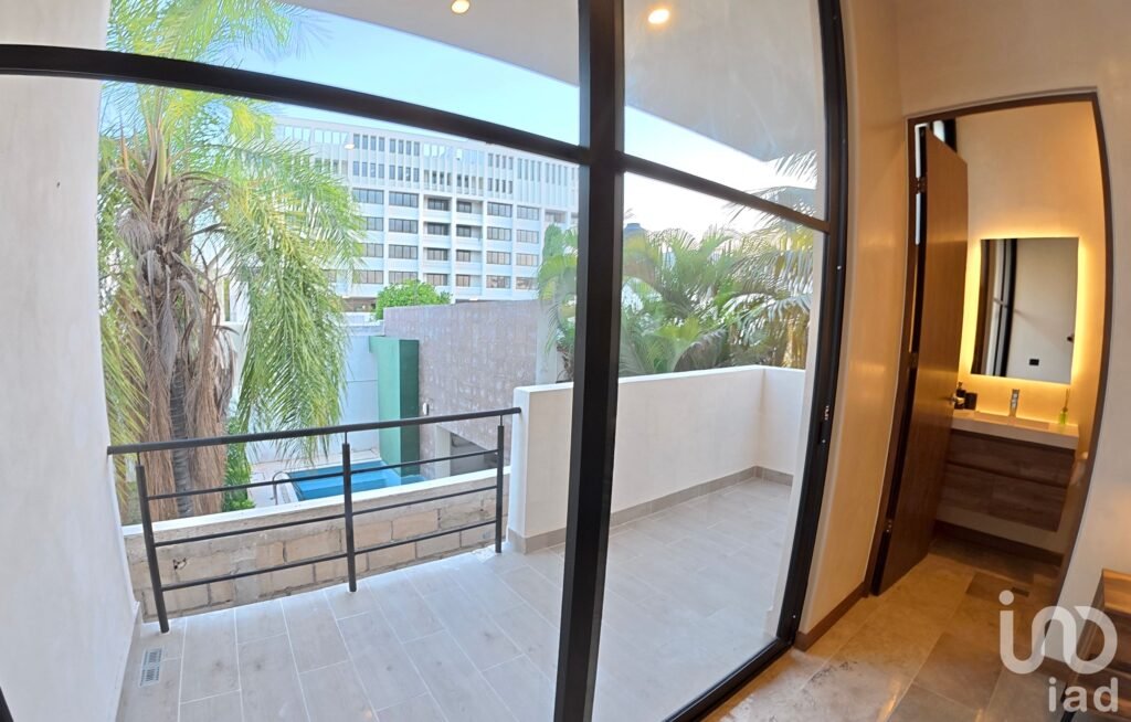 Departamento AMPLIO en Montebello, Mérida en VENTA (entrega inmediata)