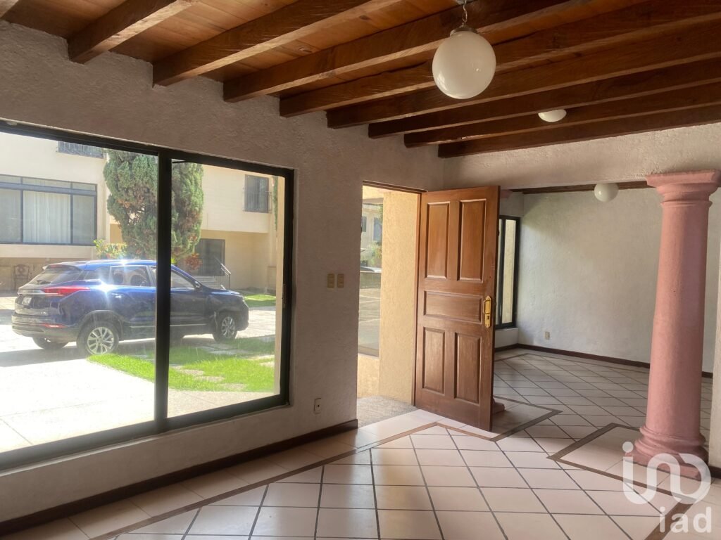 VENTA DE CASA EN CONDOMINIO