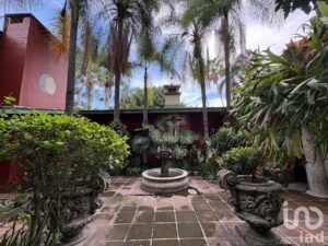 Venta Casa Palmira en Planta Baja 786m rodeada de jardín y alberca Venta Casa Palmira en Planta Baja 786m rodeada de jardín y alberca