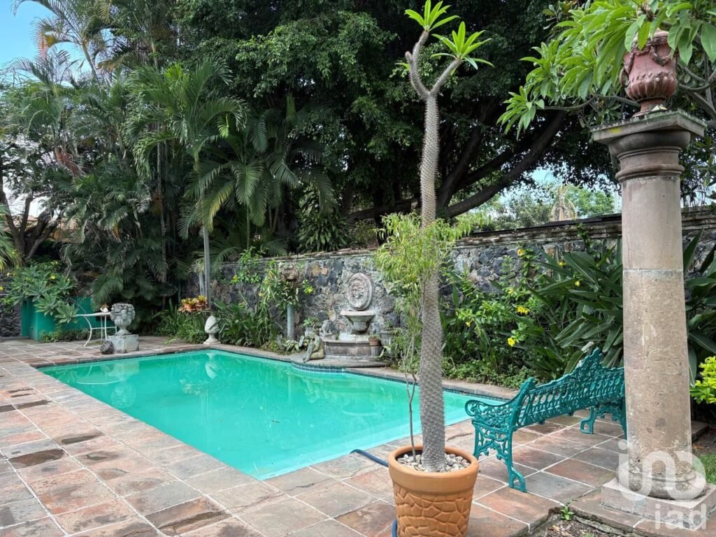 Venta Casa Palmira en Planta Baja 786m rodeada de jardín y alberca