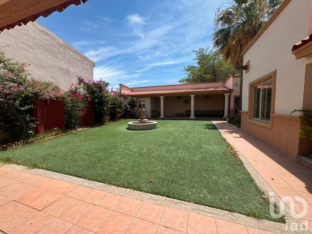 Casa en Venta de un piso Fracc Nogales
