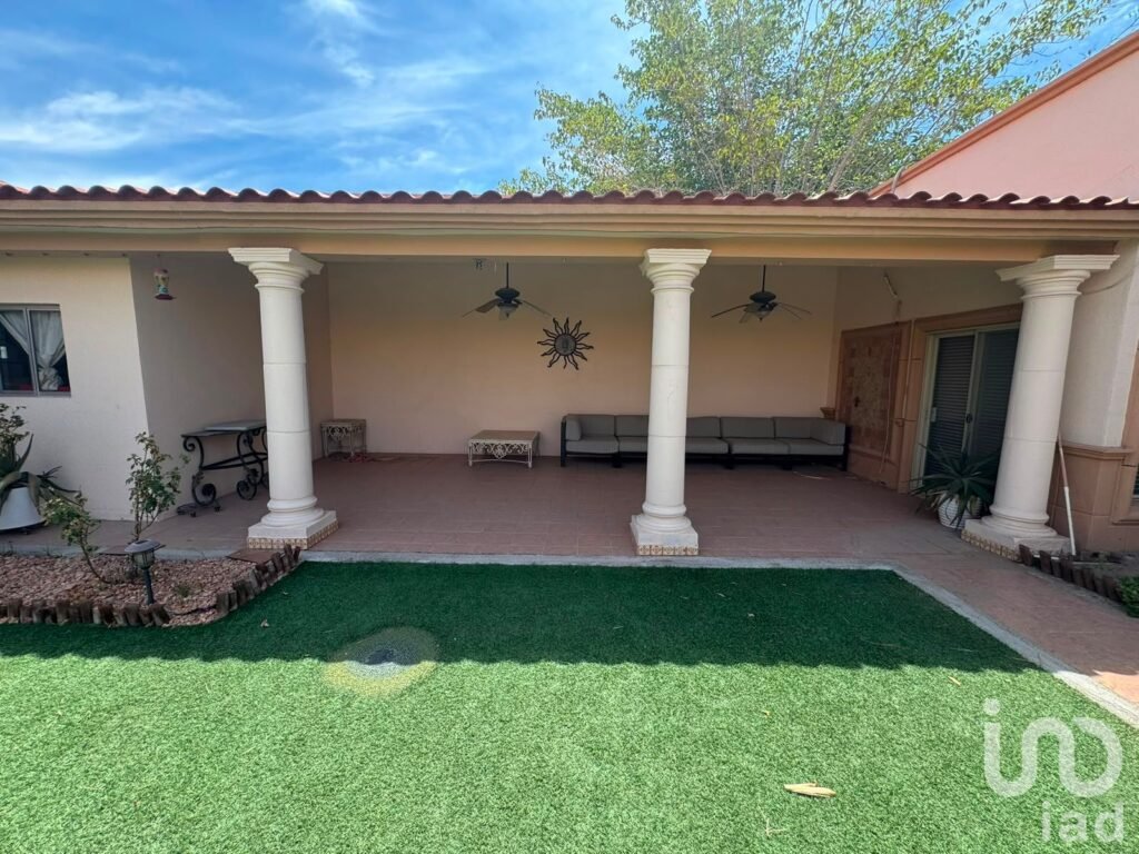 Casa en Venta de un piso Fracc Nogales