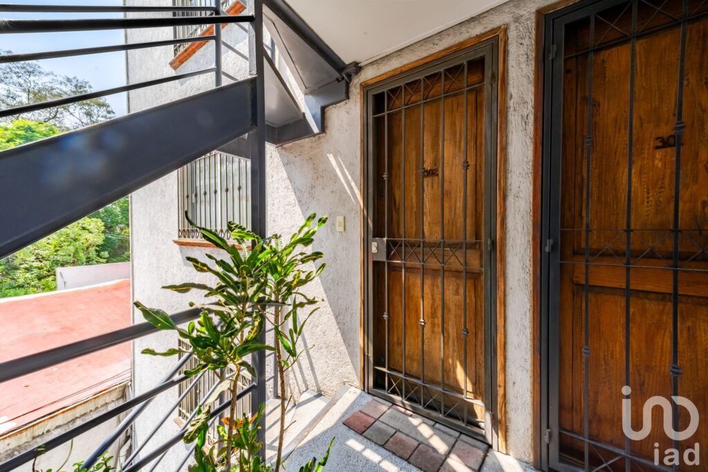Departamento en venta sobre Calzada de los Gallos entre Miguel Hidalgo y Azcapotzalco