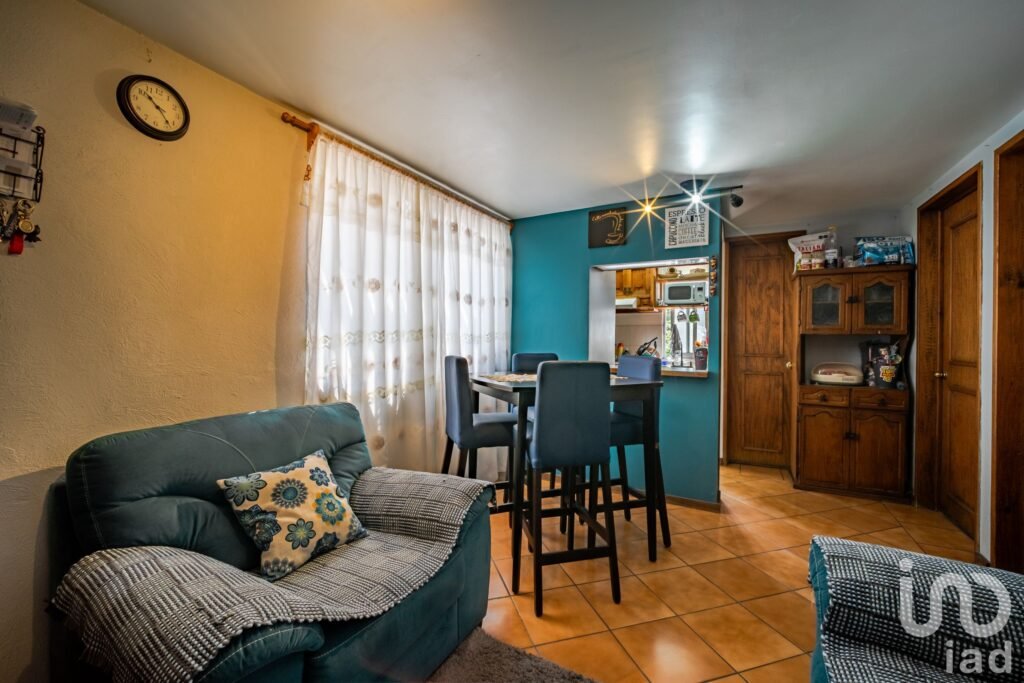 Departamento en venta sobre Calzada de los Gallos entre Miguel Hidalgo y Azcapotzalco