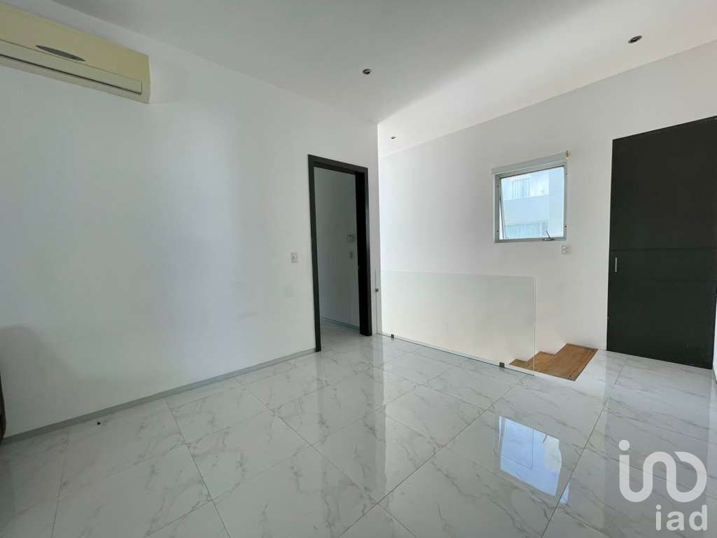 VENTA DE CASA EN RESIDENCIAL CUMBRES, CANCUN