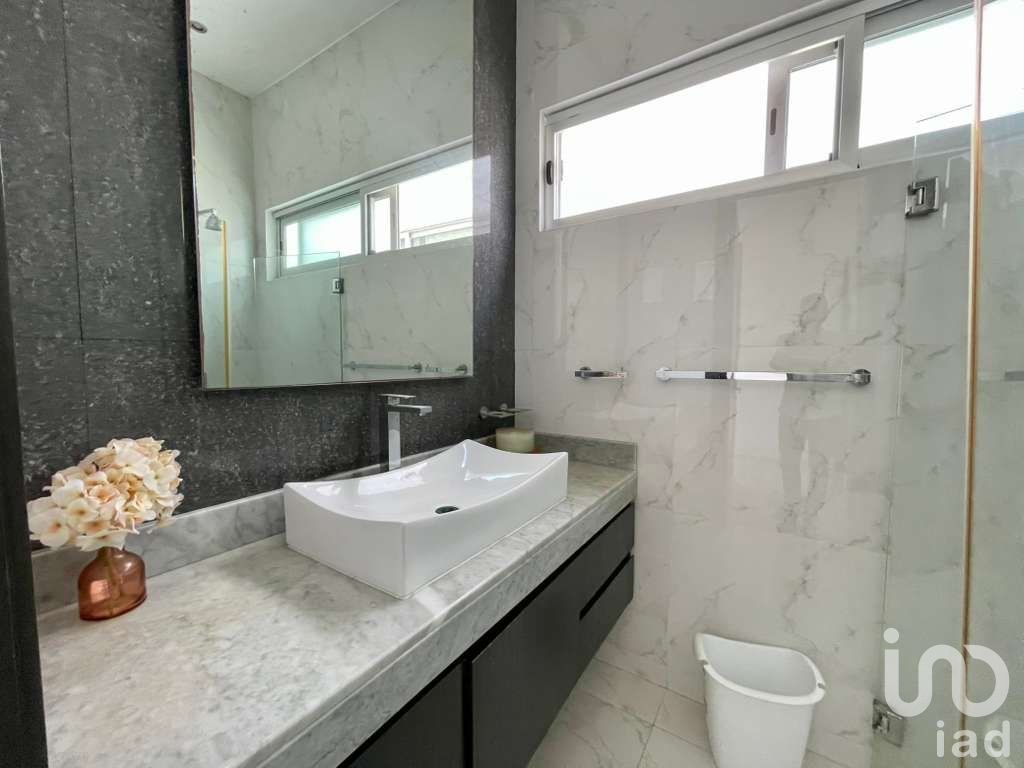 VENTA DE CASA EN RESIDENCIAL CUMBRES, CANCUN