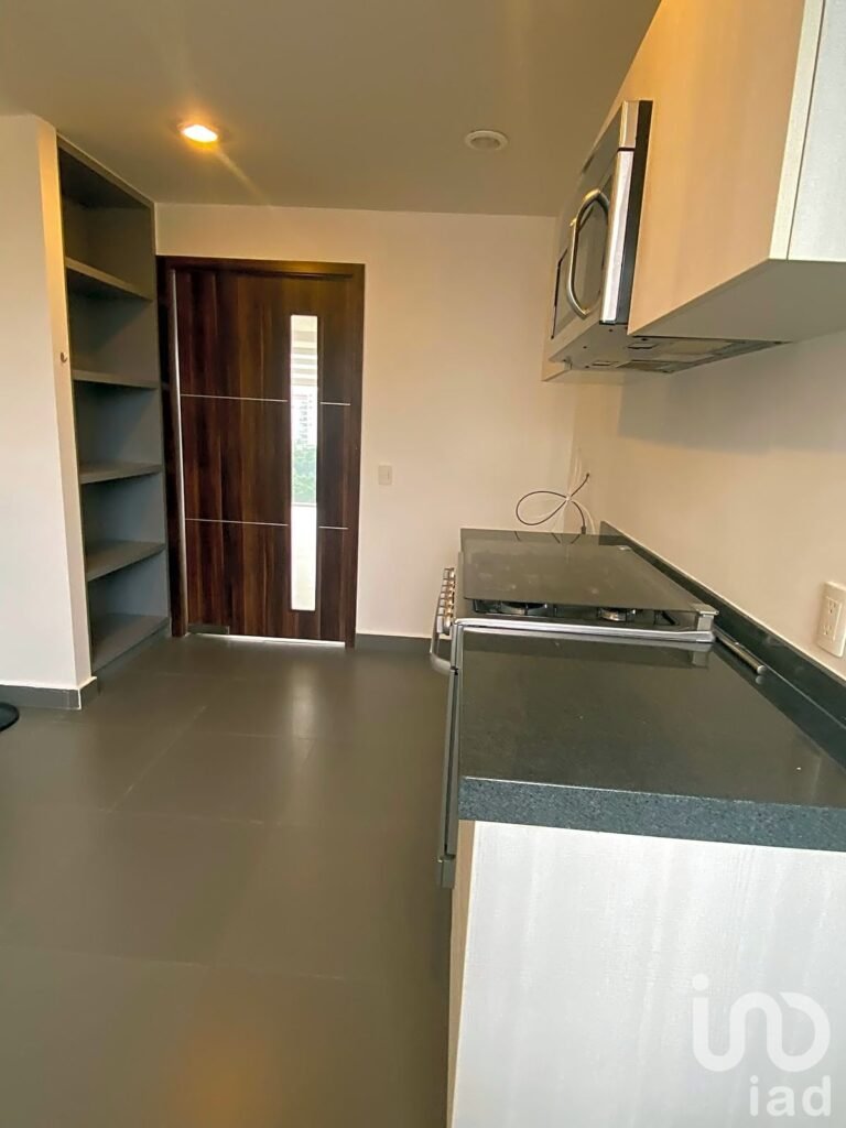 Hermoso departamento con vista arbolada y a las monta
