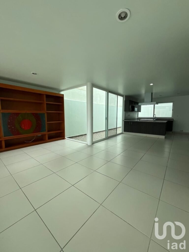 CASA EN VENTA EN ZIBATA QUERETARO