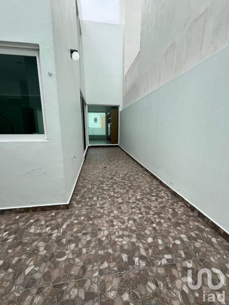 CASA EN VENTA EN ZIBATA QUERETARO