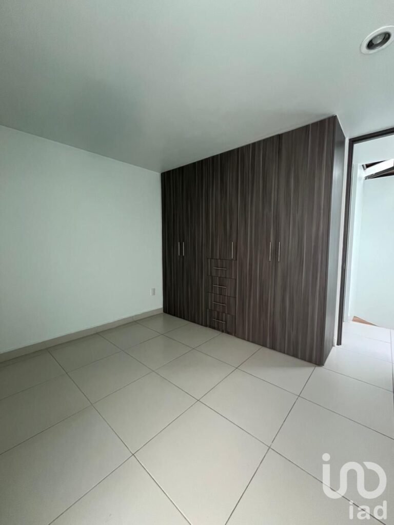 CASA EN VENTA EN ZIBATA QUERETARO