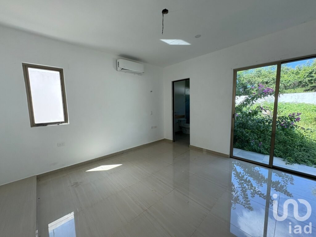Casa de 4 recámaras con alberca en San Diego Cutz, Conkal