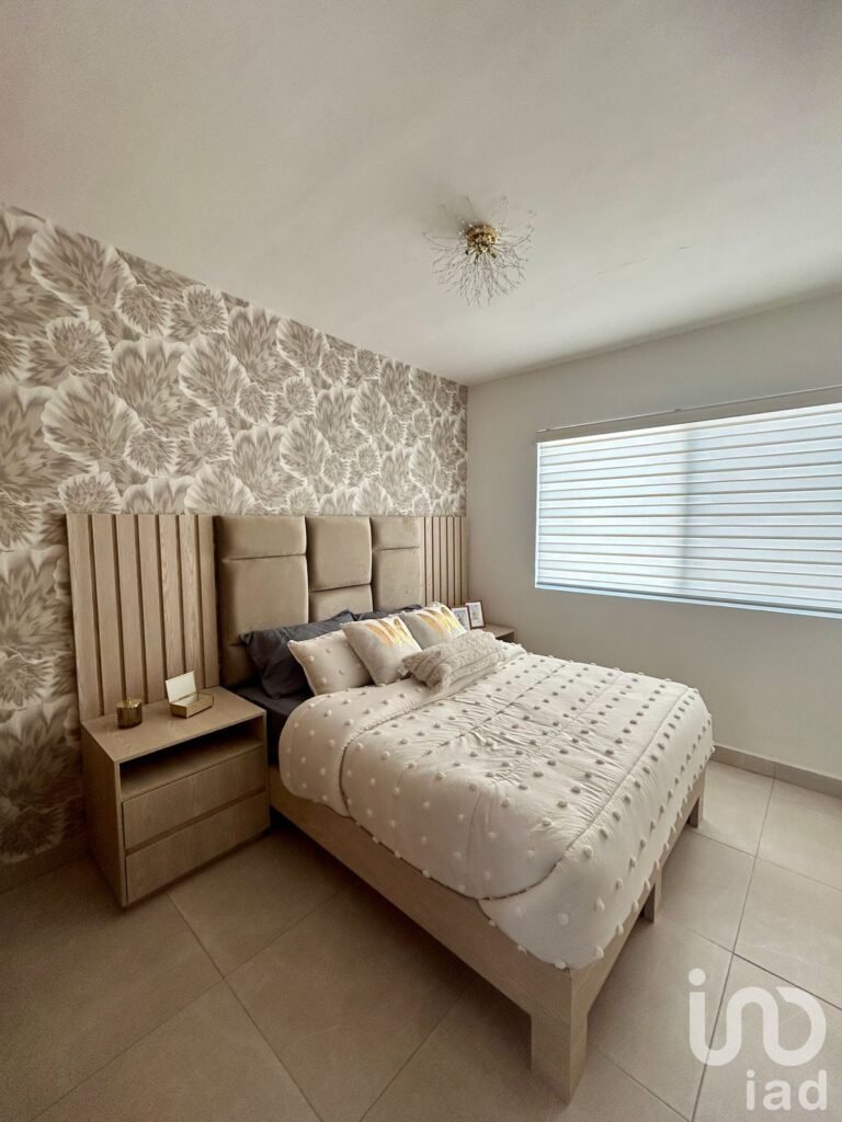 Casa en venta en cerrada sobre avenida principal  de Torreón