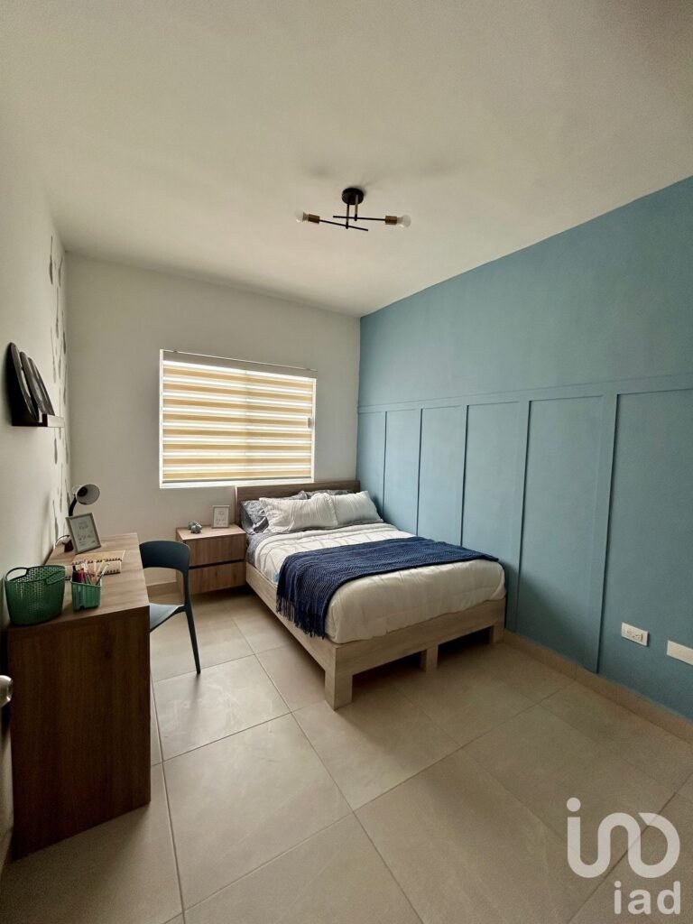 Casa en venta en cerrada sobre avenida principal  de Torreón