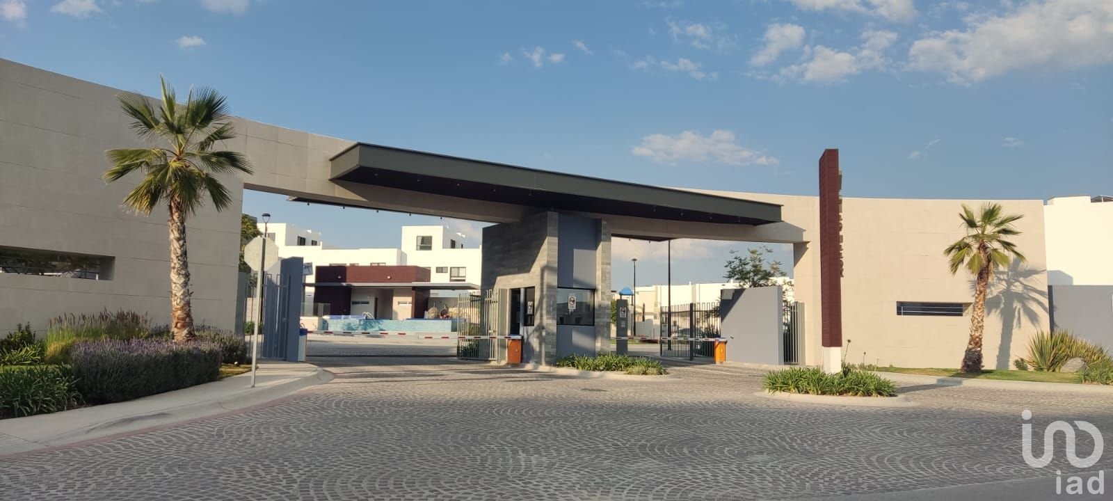 CASA EN RENTA ALTOS JURIQUILLA QUERETARO