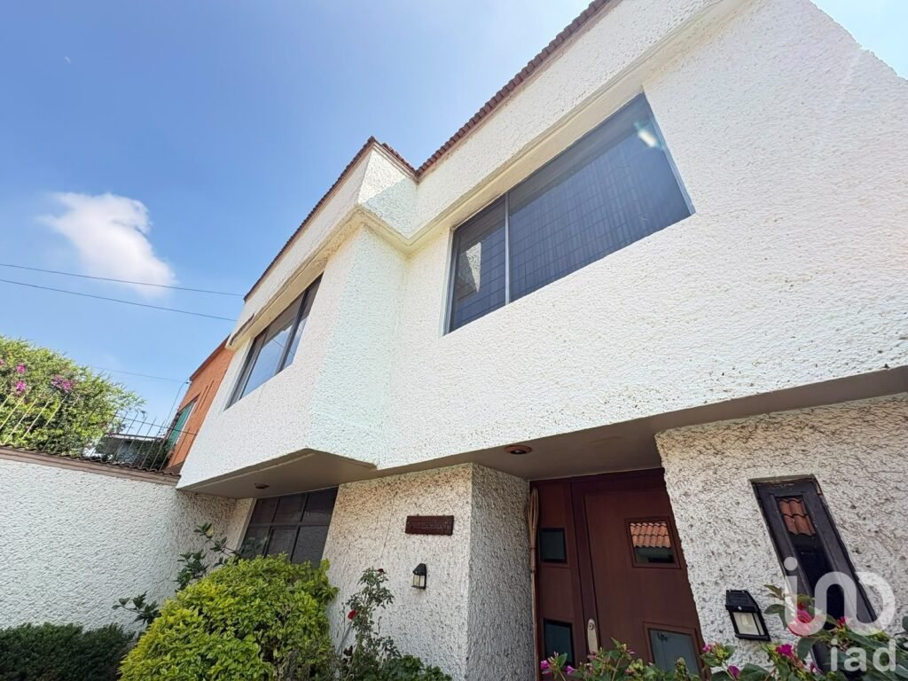 Casa en Venta en Escalinatas, Jardines del Sur, Privada con Vigilancia 24/7