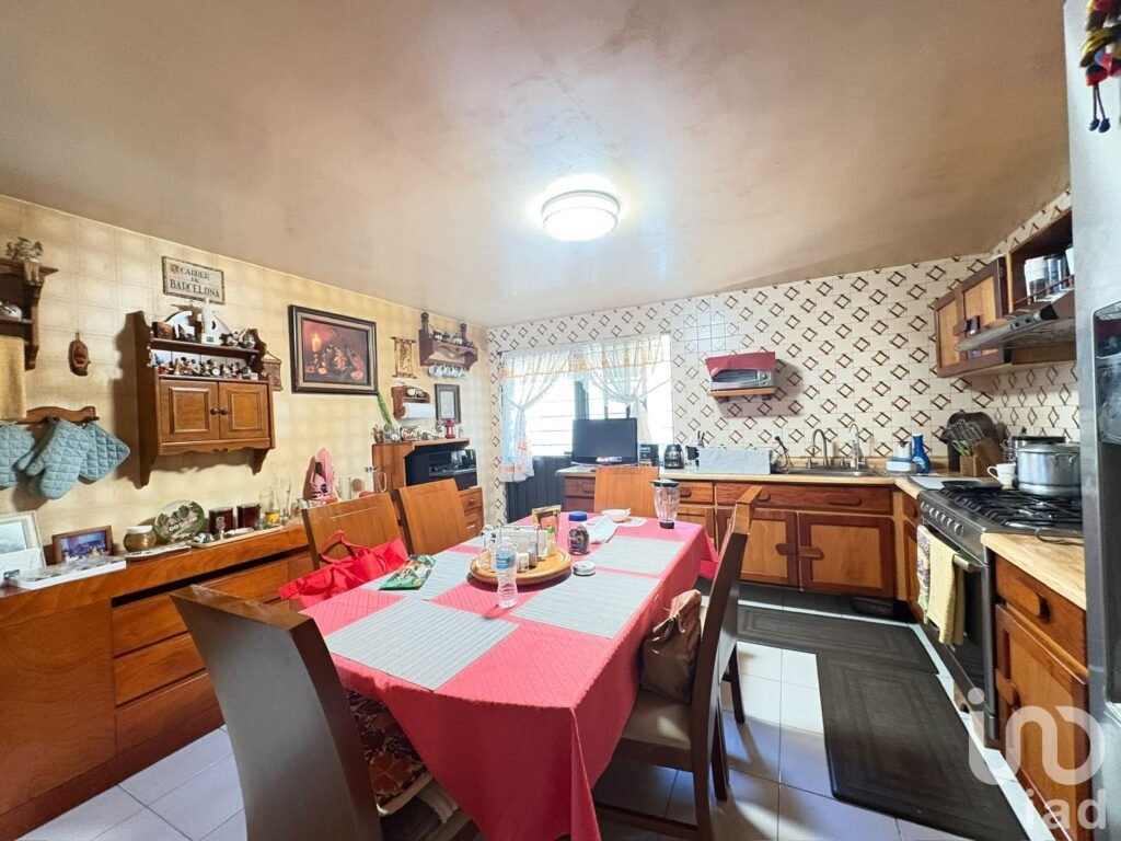Casa en Venta en Escalinatas, Jardines del Sur, Privada con Vigilancia 24/7