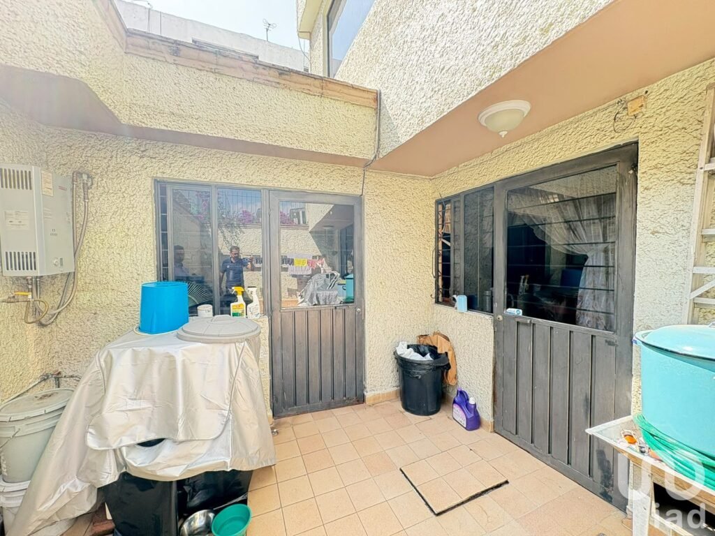 Casa en Venta en Escalinatas, Jardines del Sur, Privada con Vigilancia 24/7