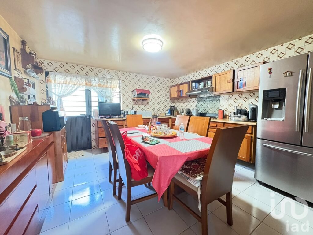 Casa en Venta en Escalinatas, Jardines del Sur, Privada con Vigilancia 24/7