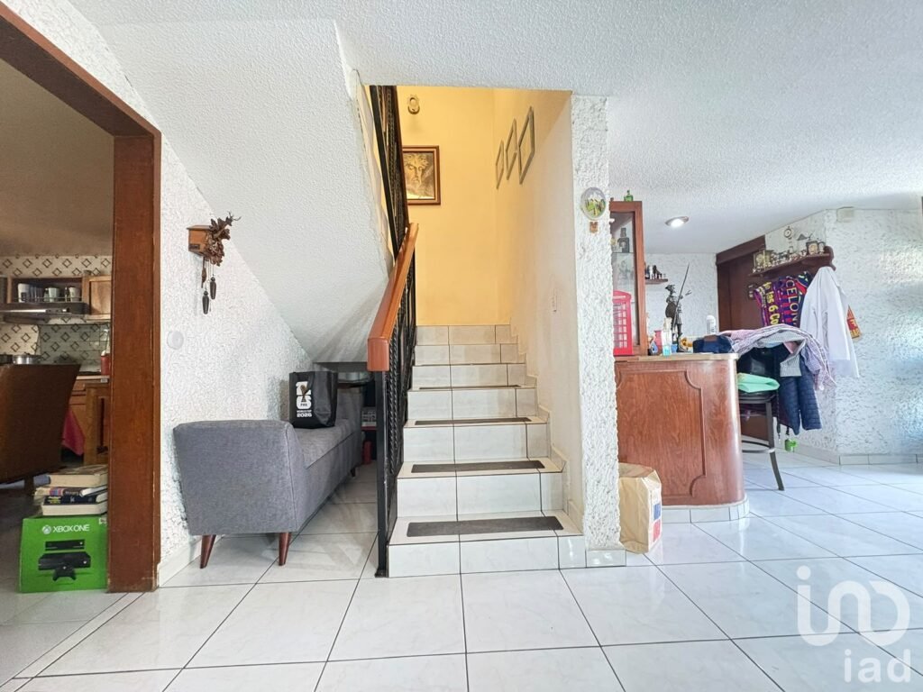 Casa en Venta en Escalinatas, Jardines del Sur, Privada con Vigilancia 24/7