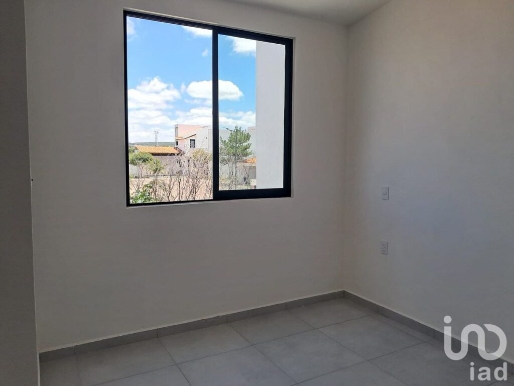 VENTA CASA CIUDAD MADERAS QUERÉTARO