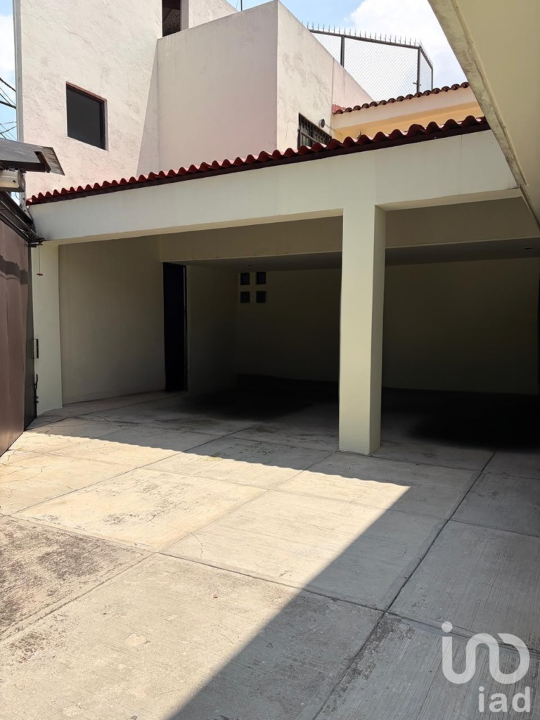 CASA EN VENTA EN TLALPAN