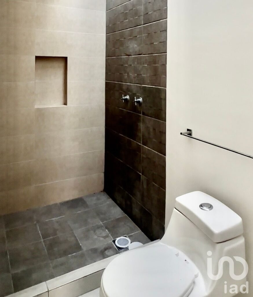 CASA EN VENTA AL SUR DE AGUASCALIENTES BARLOVENTO RANCHO SANTA MONICA