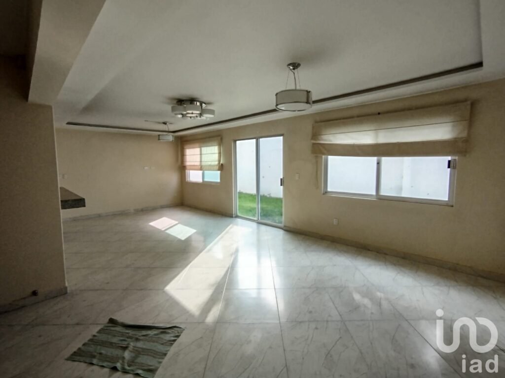 Casa en Venta Real Los Cedros Texcoco | 310m² Terreno  | Jardín y Seguridad 24h | Recursos Propios