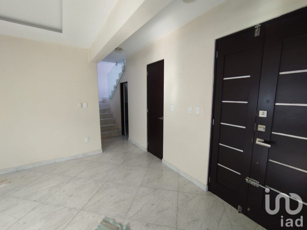 Casa en Venta Real Los Cedros Texcoco | 310m² Terreno  | Jardín y Seguridad 24h | Recursos Propios