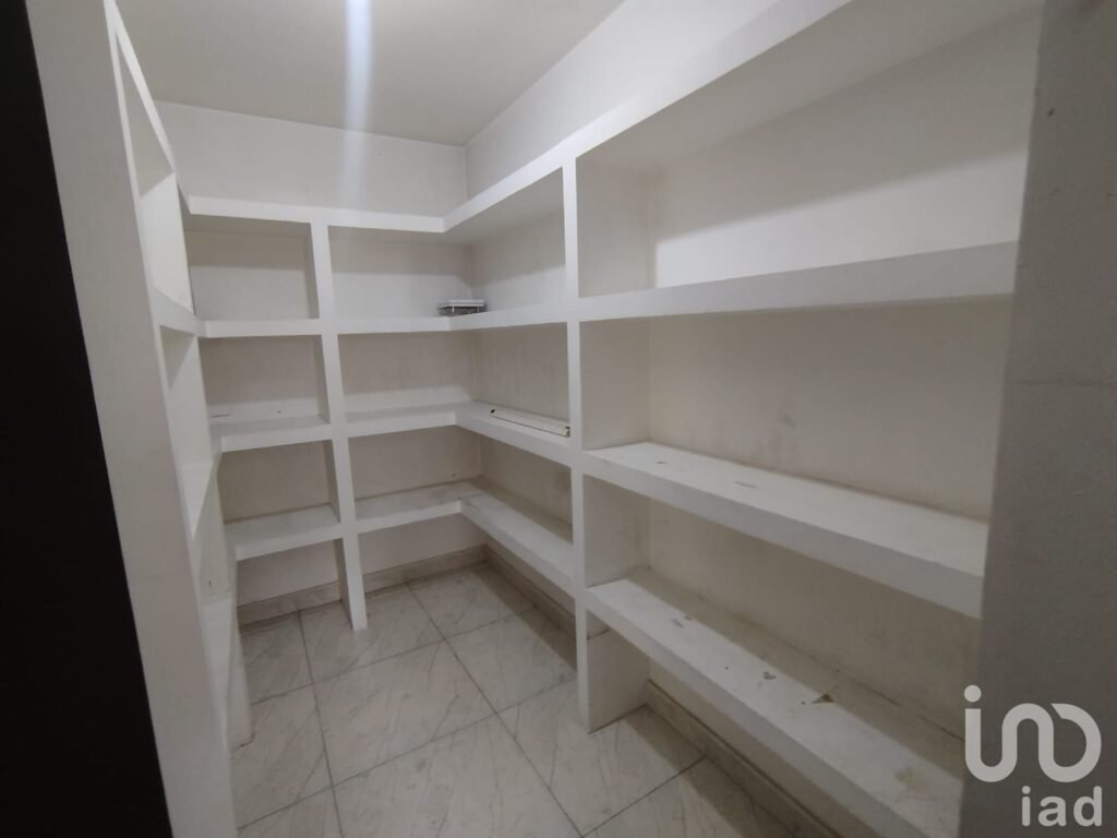 Casa en Venta Real Los Cedros Texcoco | 310m² Terreno  | Jardín y Seguridad 24h | Recursos Propios