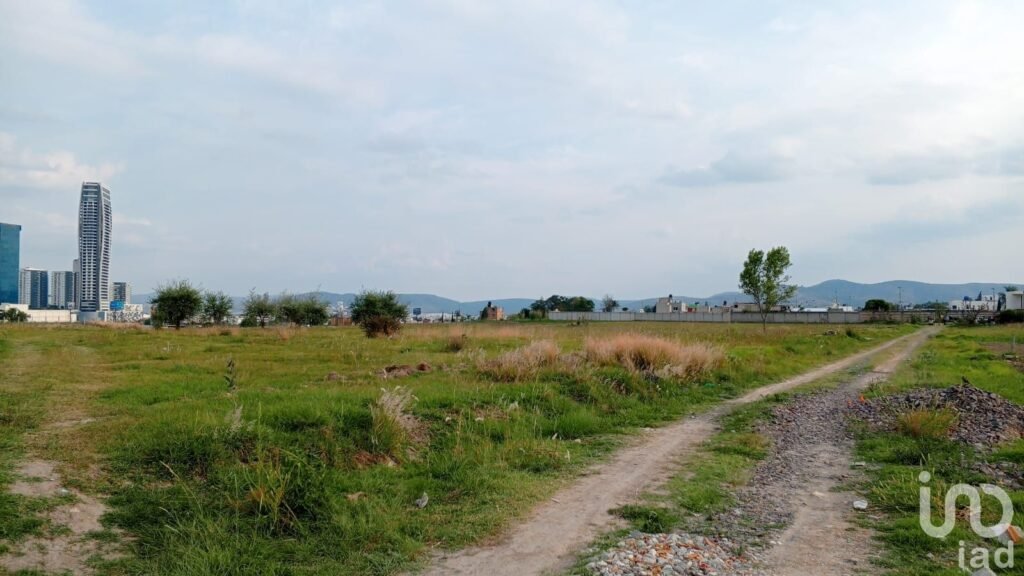 Terreno En Venta En Tlaxcalancingo, Cerca De Caseta De Cobro De Atlixcáyotl