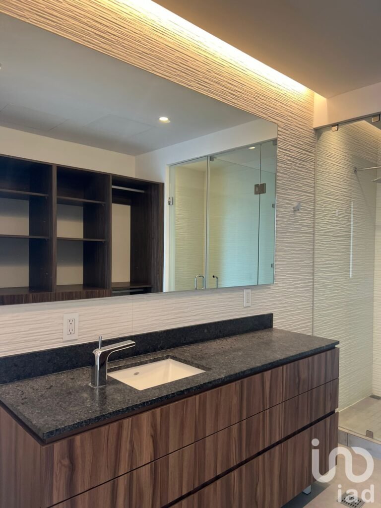 DEPTO EN VENTA EN TORRE MITIKAH