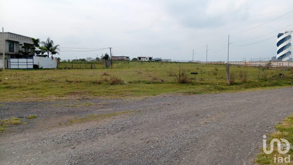 Venta De Terreno A un Costado De La Lateral Atlixcáyotl