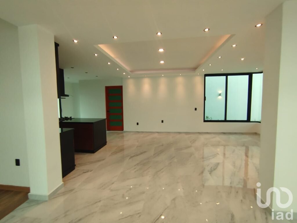 Casa en Venta en Residencial Valle del Molino Texcoco | 3 Recámaras | Terreno 600 m2 | Seguridad 24h