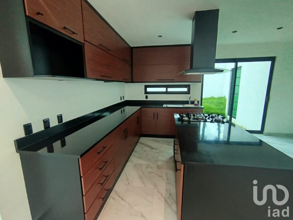 Casa en Venta en Residencial Valle del Molino Texcoco | 3 Recámaras | Terreno 600 m2 | Seguridad 24h