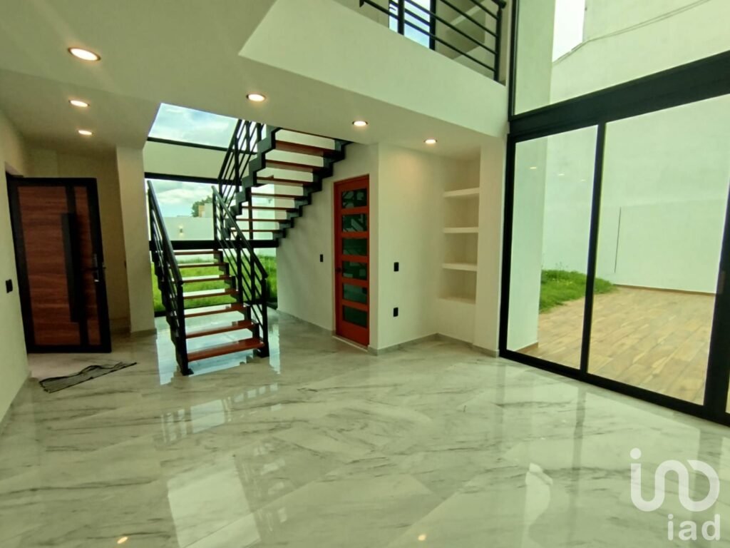 Casa en Venta en Residencial Valle del Molino Texcoco | 3 Recámaras | Terreno 600 m2 | Seguridad 24h