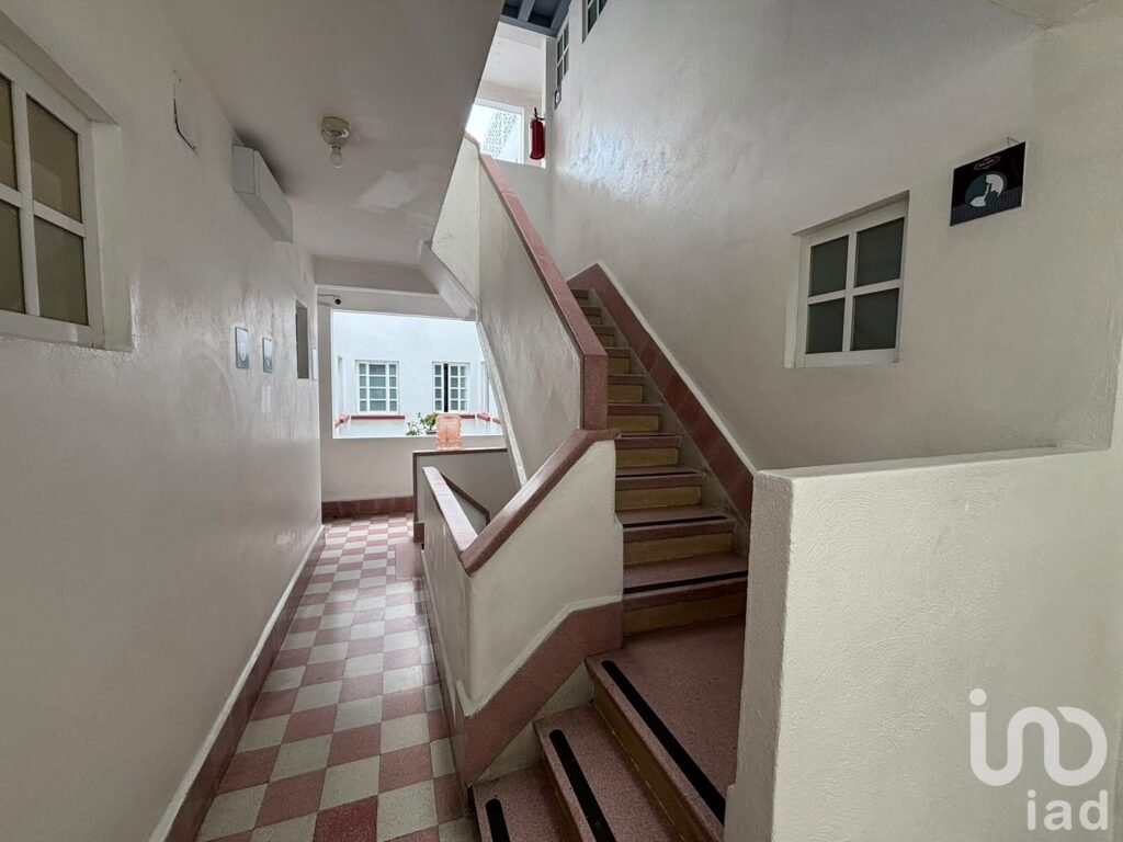 Se renta departamento amueblado con roof garden en Obrero mundial