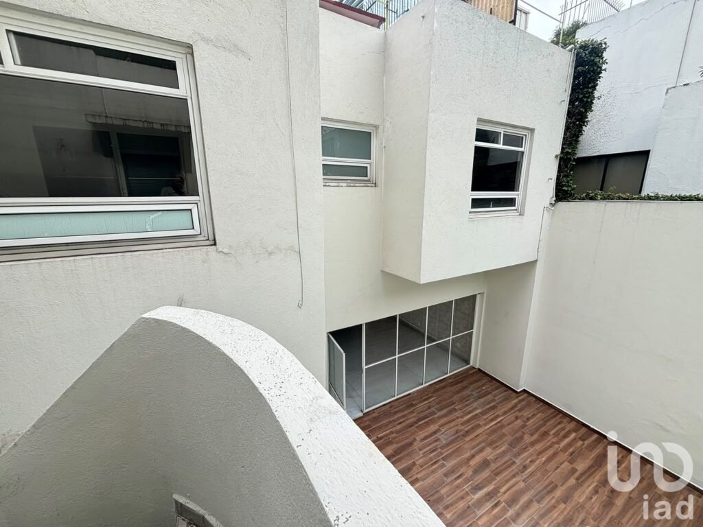Se renta casa con uso comercial en la Col Anzures