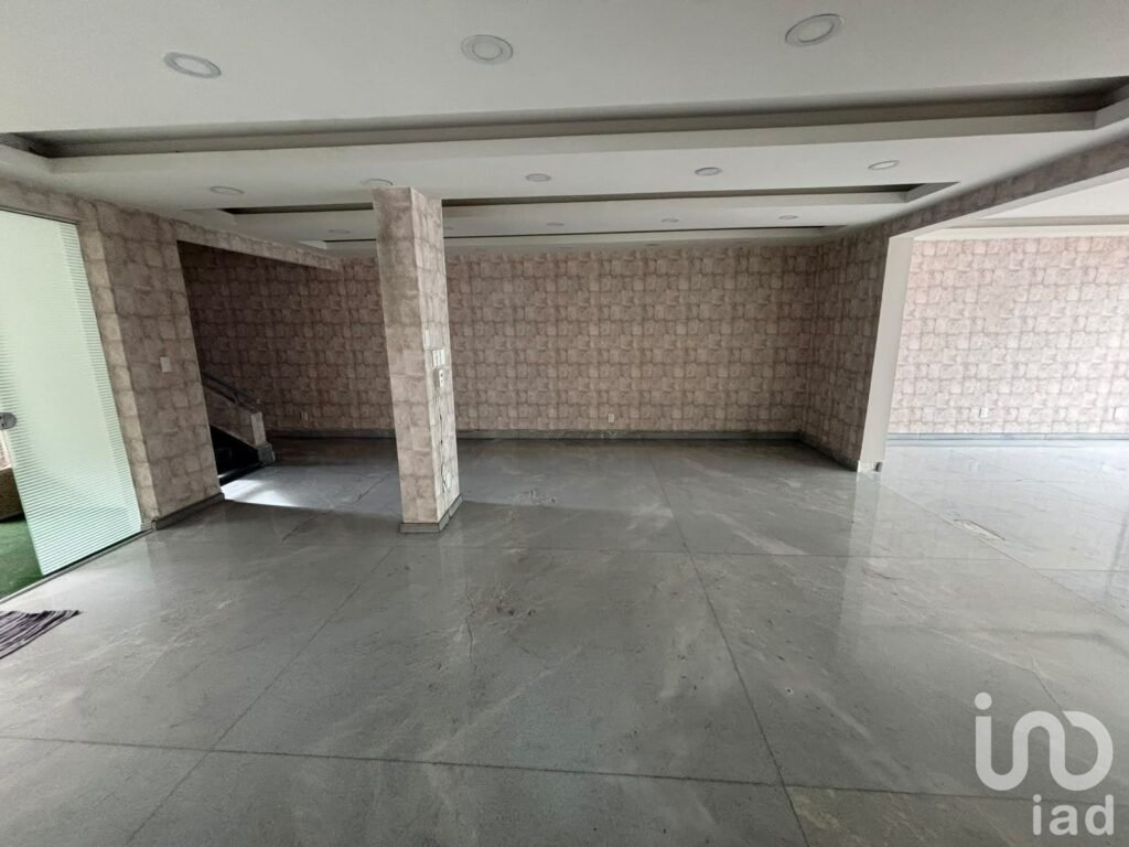 Se renta casa con uso comercial en la Col Anzures