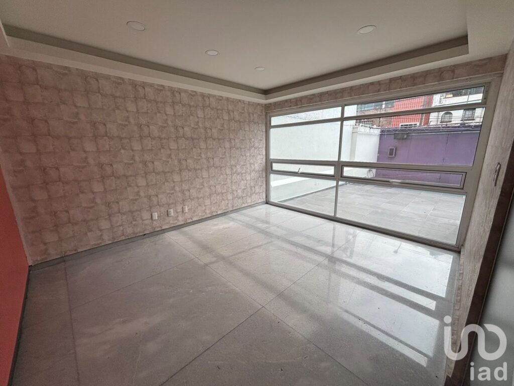Se renta casa con uso comercial en la Col Anzures