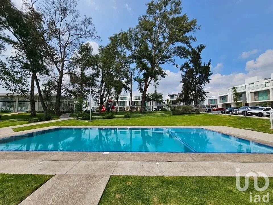 Casa en Renta en Natura Bosque Residecial Coto Portofino seguridad y Confort