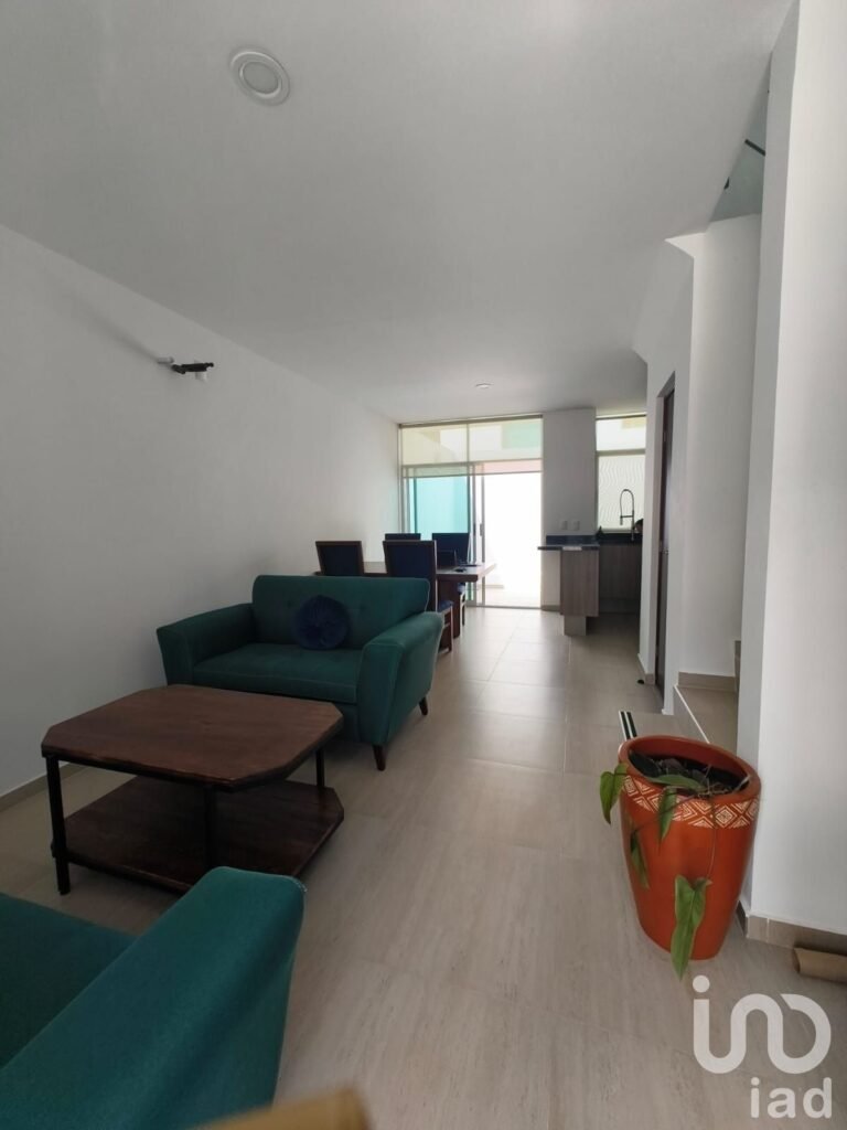 Casa en Renta en Natura Bosque Residecial Coto Portofino seguridad y Confort