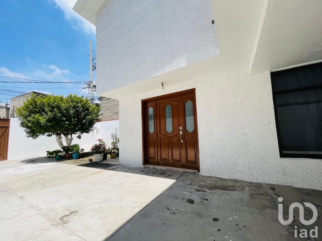 Casa en Venta, 5 recámaras, Sta. Ma. Guadalupe Las Torres, Cuautitlán Izcalli.